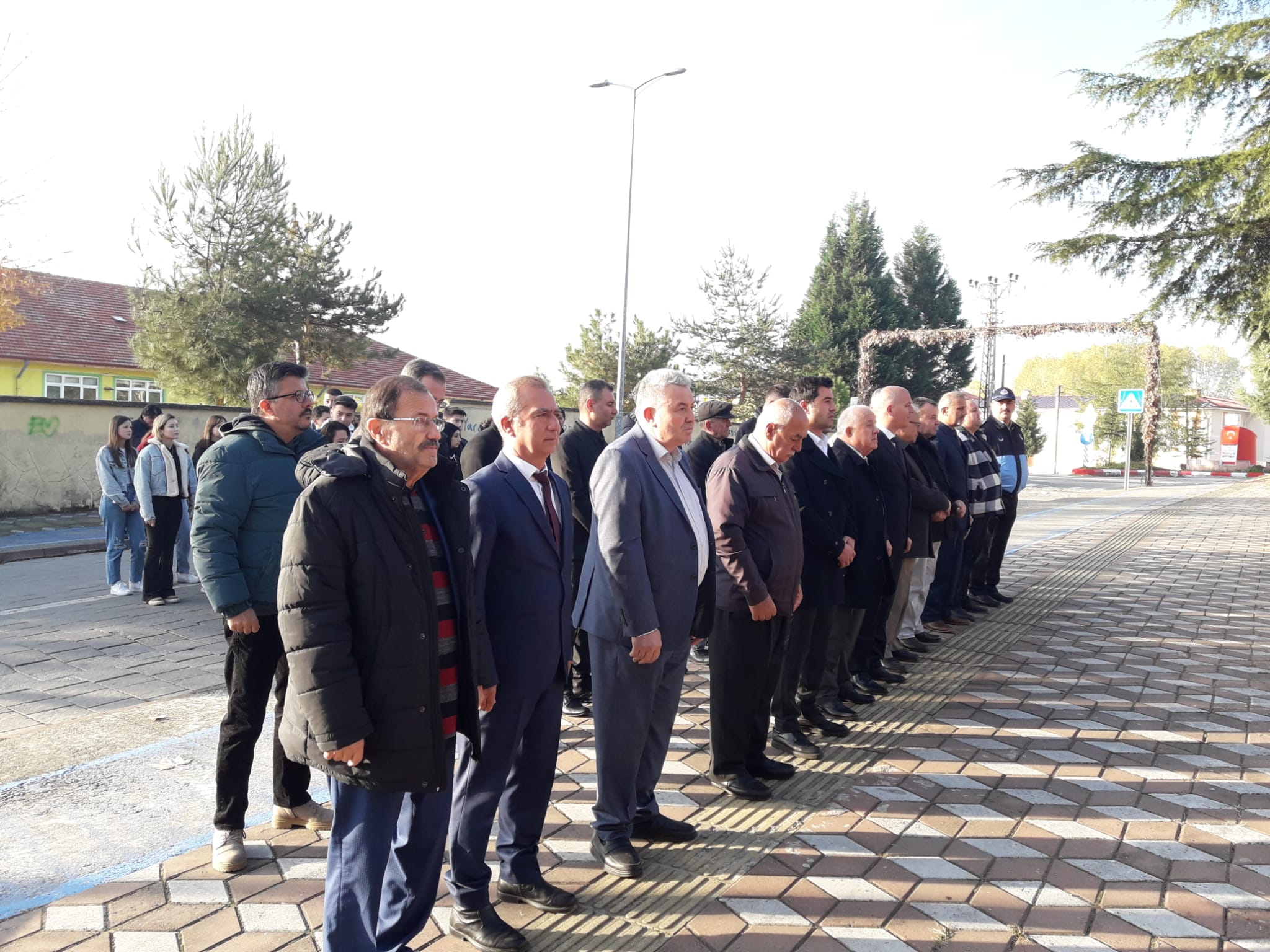 ATAMIZI SAYGIYLA VE ÖZLEMLE ANIYORUZ 