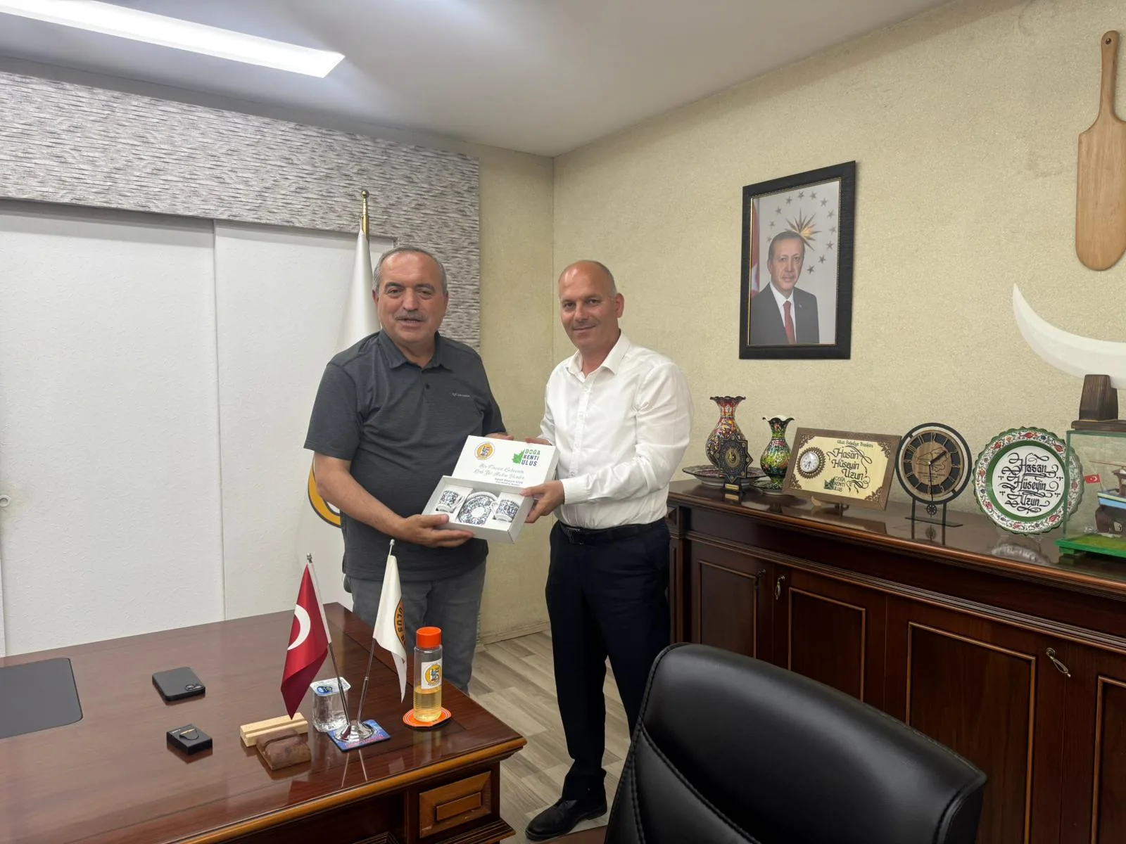 BATIN ULUS BELEDİYE BAŞKANI SN HASAN HÜSEYİN UZUN’U ZİYARETİ